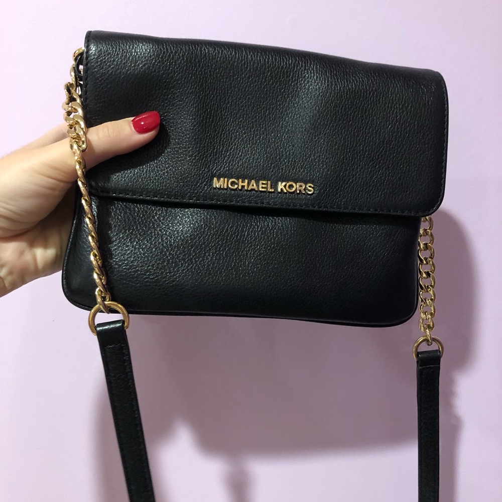 Michael Kors cross body purse in black